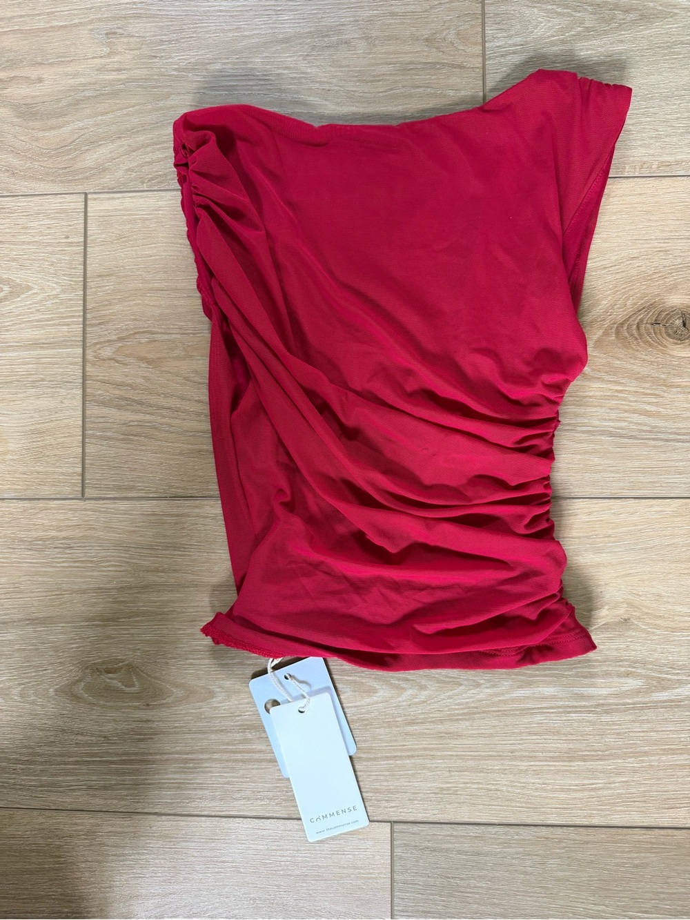 Commense Ruched Asymmetrical Berry Pink Sleeveless Top NWT - Picture 4 of 5